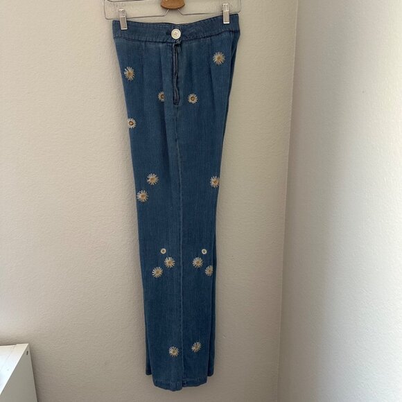We The Free Embroidered Daisy Wide Leg High Rise Pants Cotton Flat Front Blue Sz - Picture 9 of 14